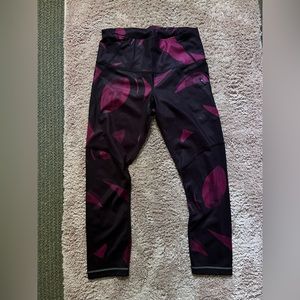 lululemon leggings rarely worn
